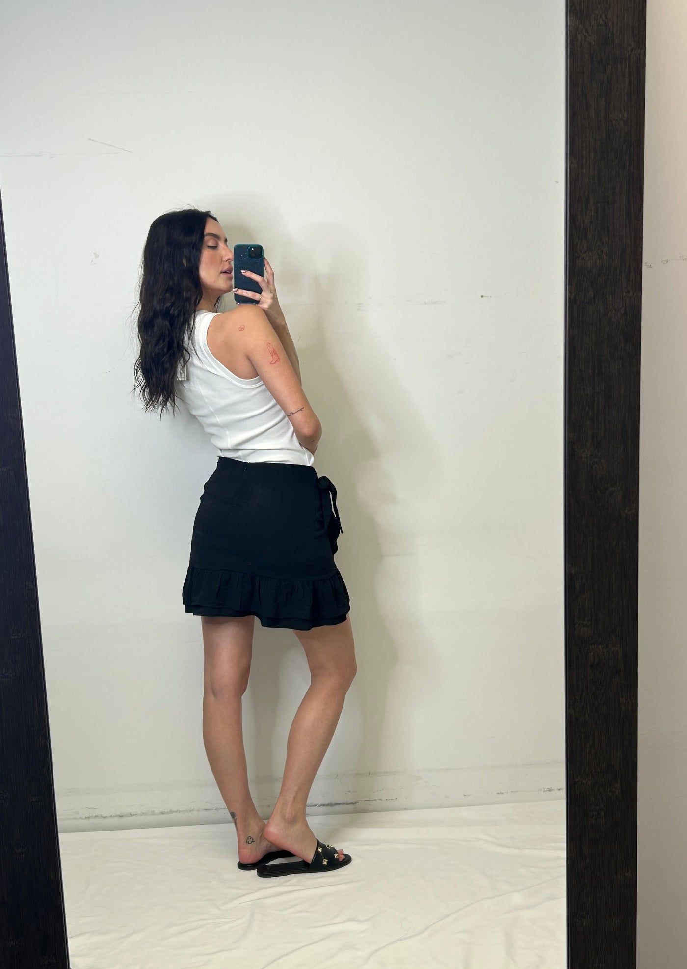 Molly Bracken Ruffle Short Skirt - Black