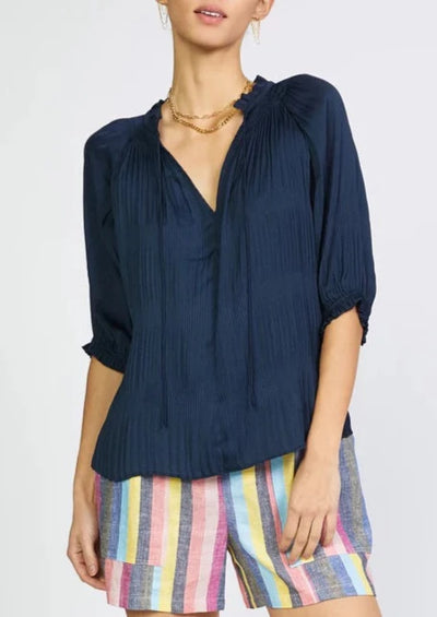 The Pink Door Flowy S/S Pleated Blouse - Navy