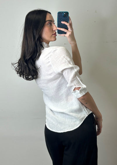 Stark X Linen Ruffle Collar V-neck Shirt - White