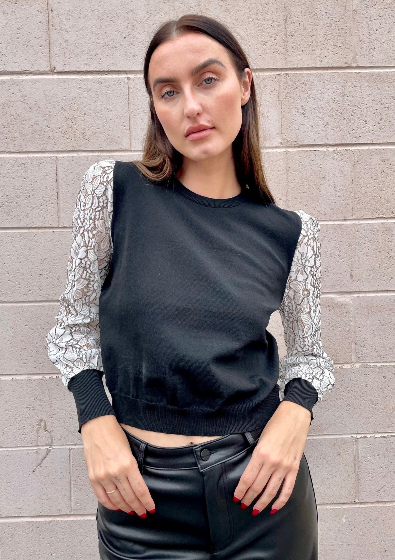The Pink Door Sweater w/ Lace Sleeves - Black/White