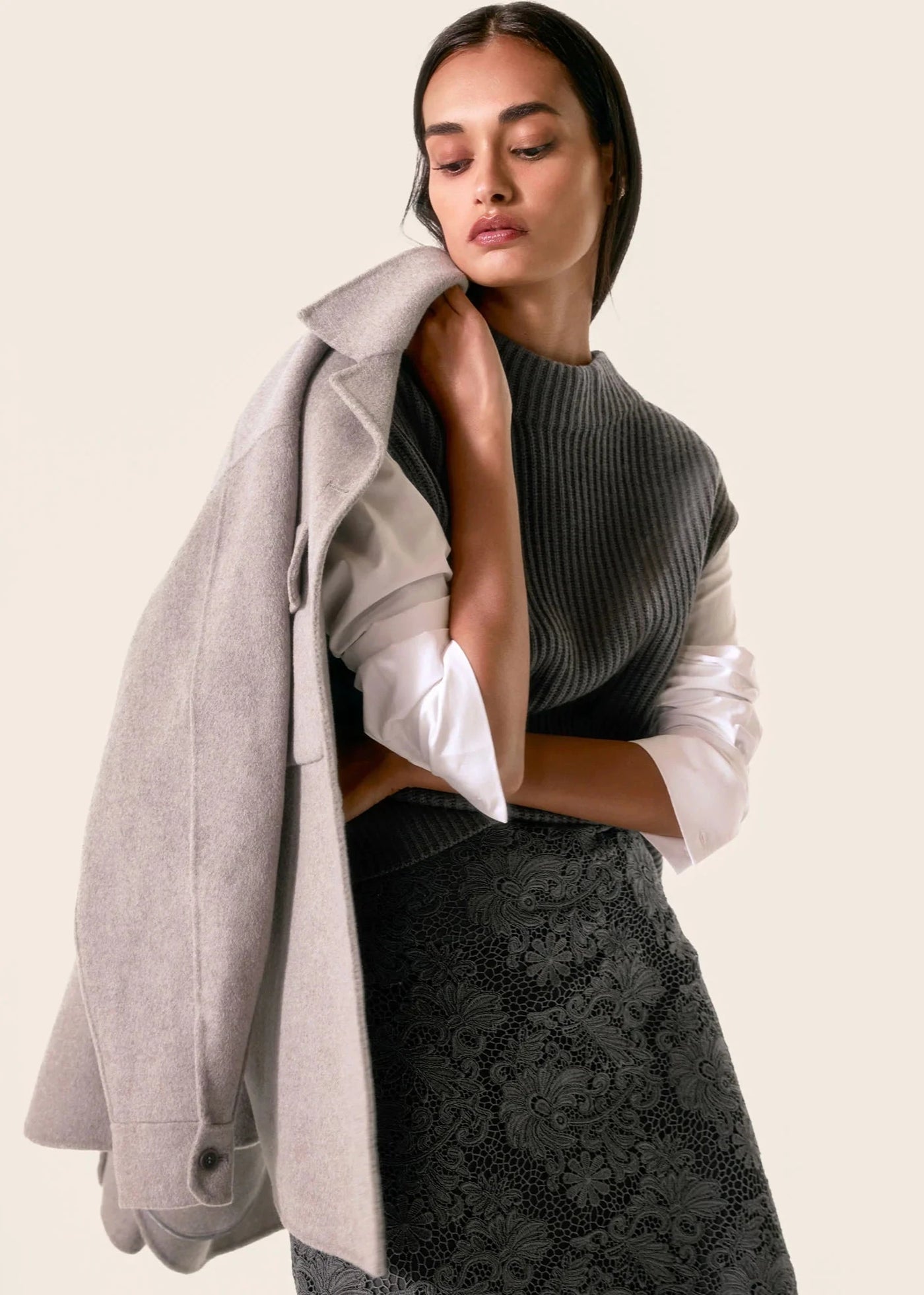 Brochu Walker Joni Layered Looker Top Hunter/White