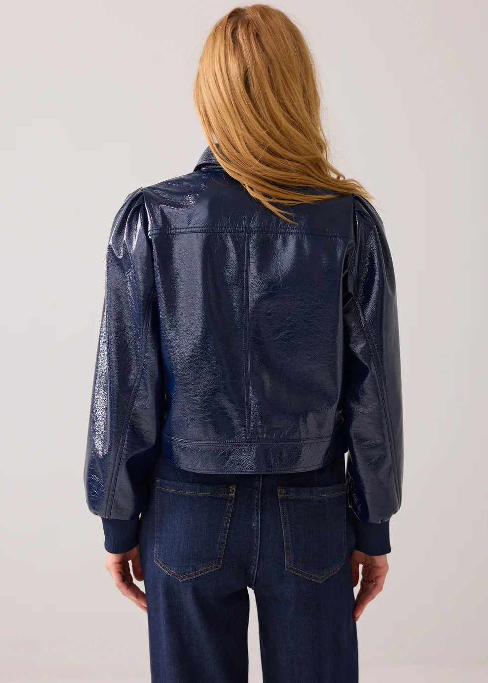 SUMMUM Patent Pouf Sleeve Jacket Navy