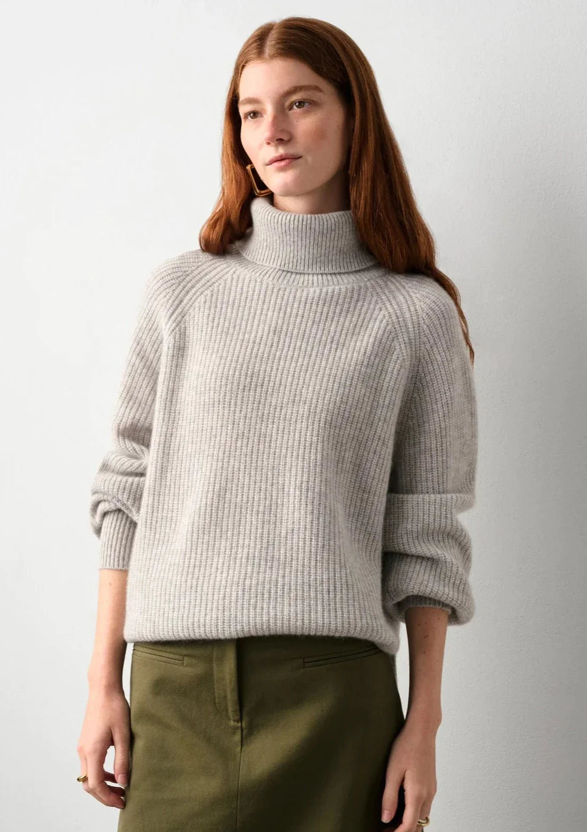 White + Warren Cashmere Ribbed Turtleneck Sweater - Misty Grey