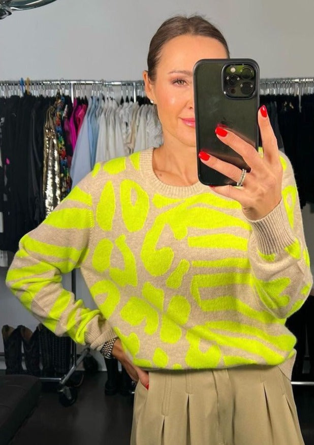 Brodie Wild Fian Cashmere Crew Sweater - Cygnet/Neon Yellow