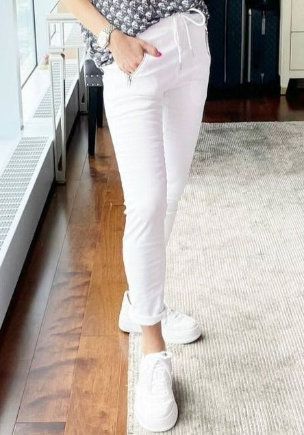 Bevy Flog Noam White Stripe