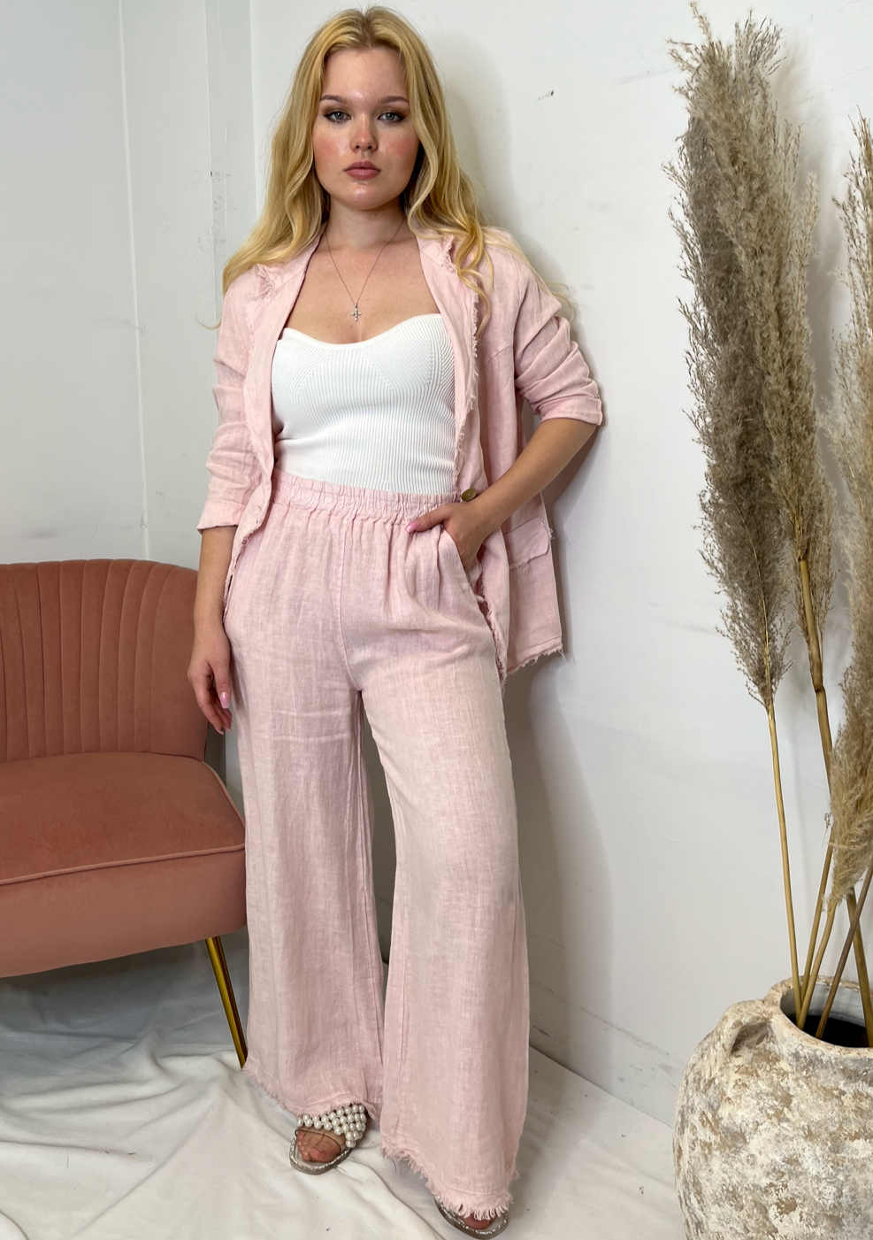 The Pink Door Linen Pants w/ Fray Trim - Pink