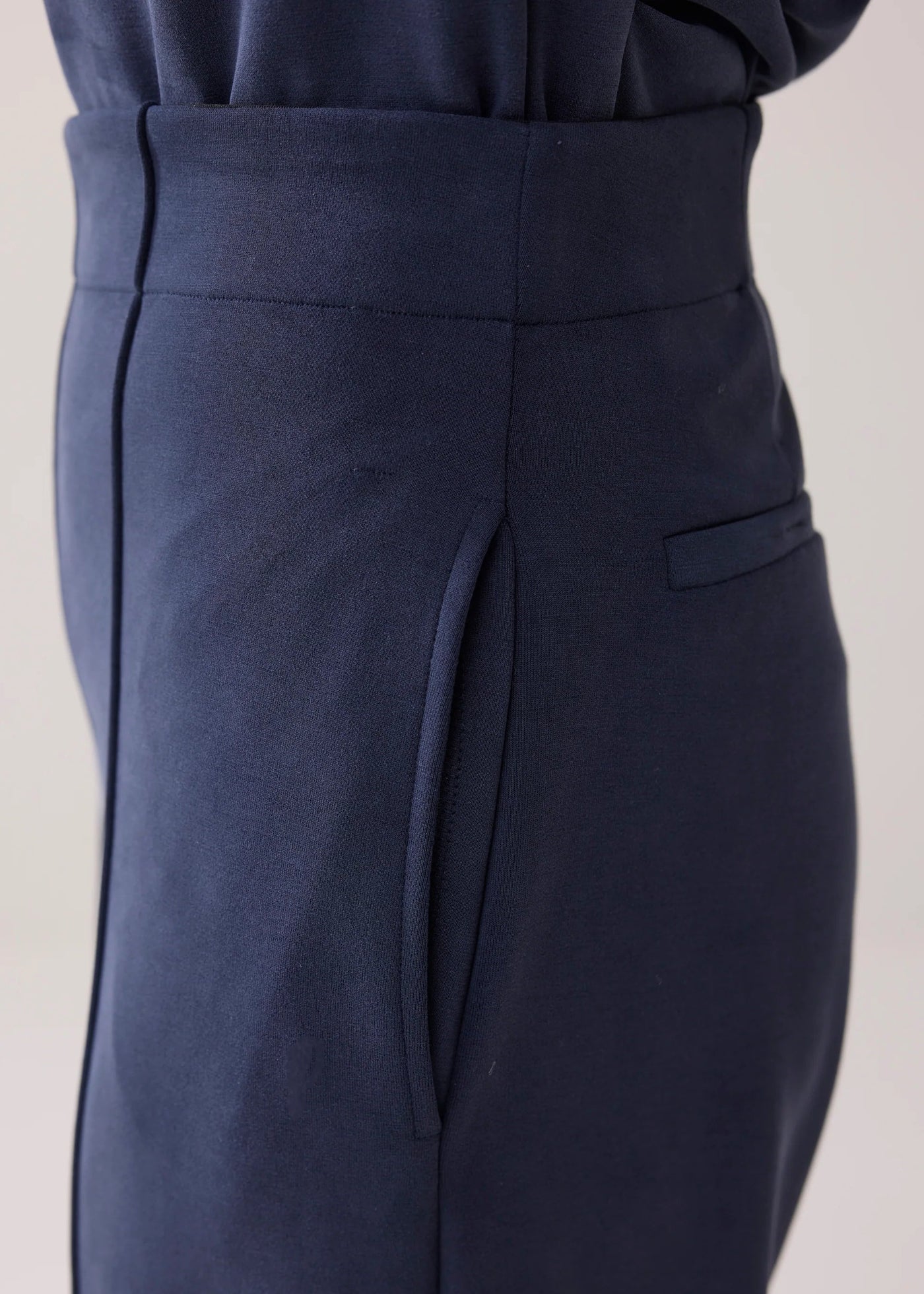 SUMMUM Washed Scuba Wide Leg Pants Navy