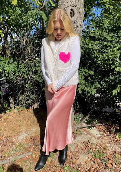 GOGO Short Heart Wool Vest - Snow