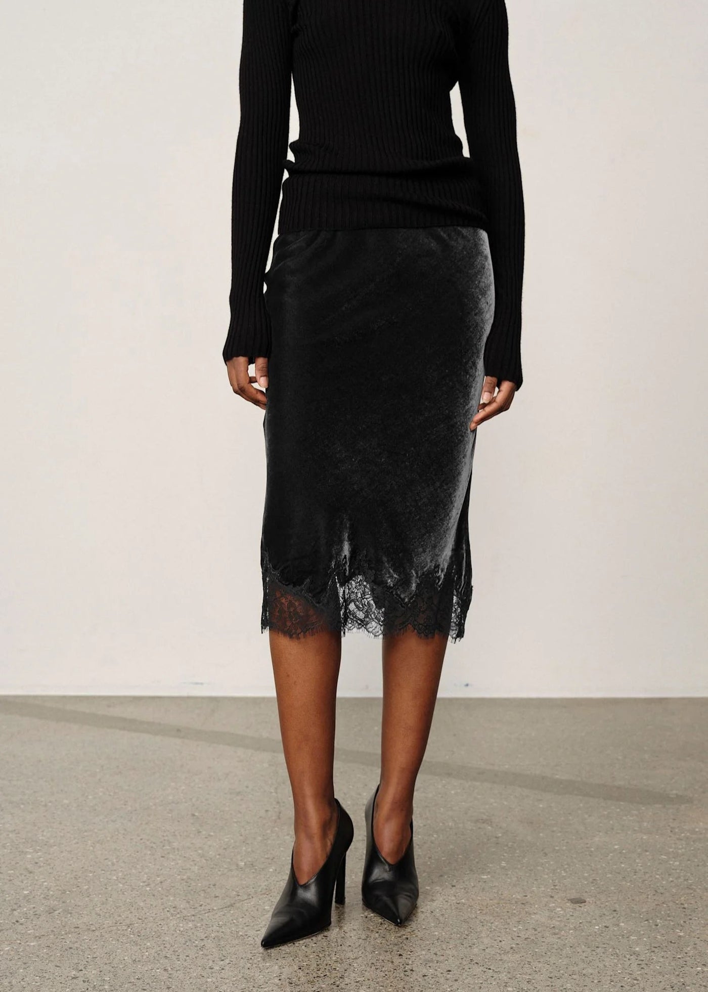 Herskind Tess  Velvet Skirt Grey