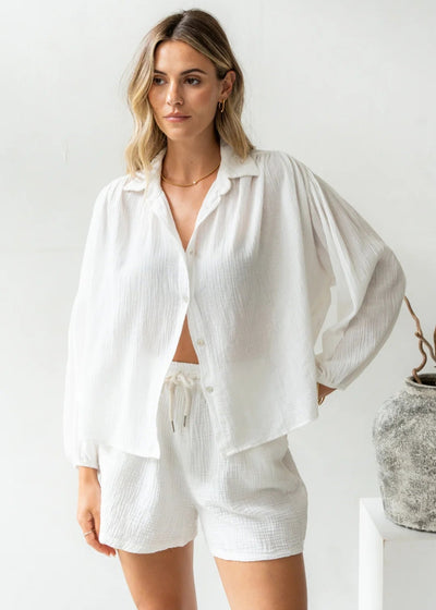 Charli Anais Shorts White
