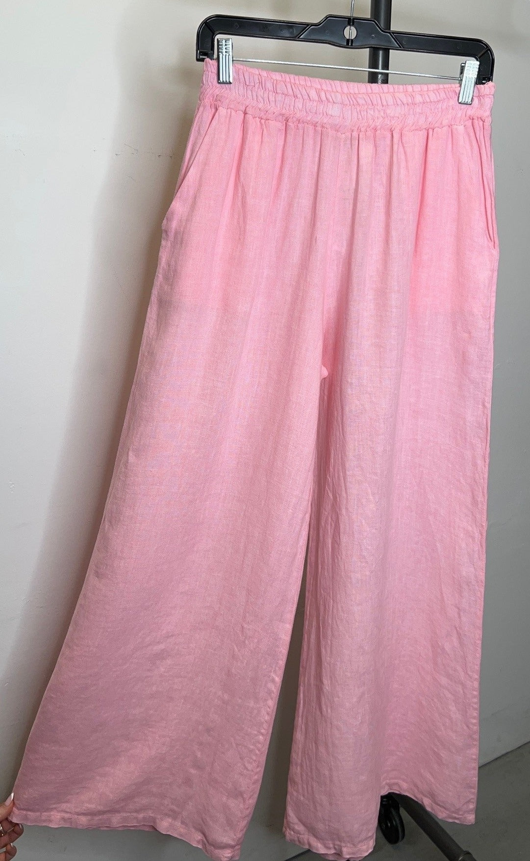 The Pink Door Linen Pants w/ Elastic Band - Pink