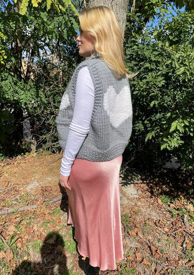 GOGO Short Heart Wool Vest - Grey