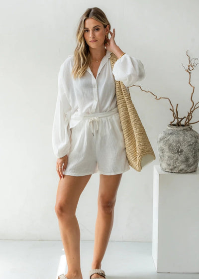 Charli Anais Shorts White