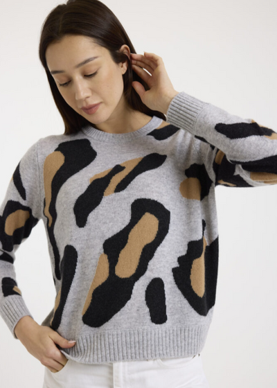 Brodie Abstract Leopard Cashmere Crewneck Sweater Grey/Camel