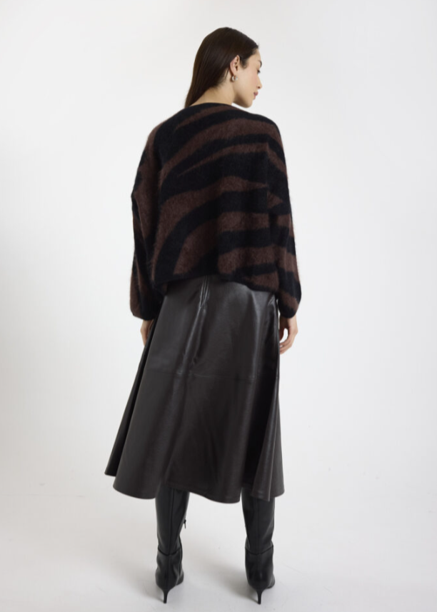 Brodie Brushed Zebra Cashmere Crewneck Sweater Black/Raven Asphalt