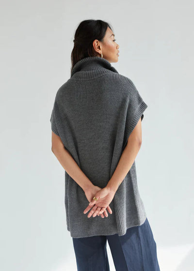 Charli Millie Sleeveless Knit Cardigan Grey