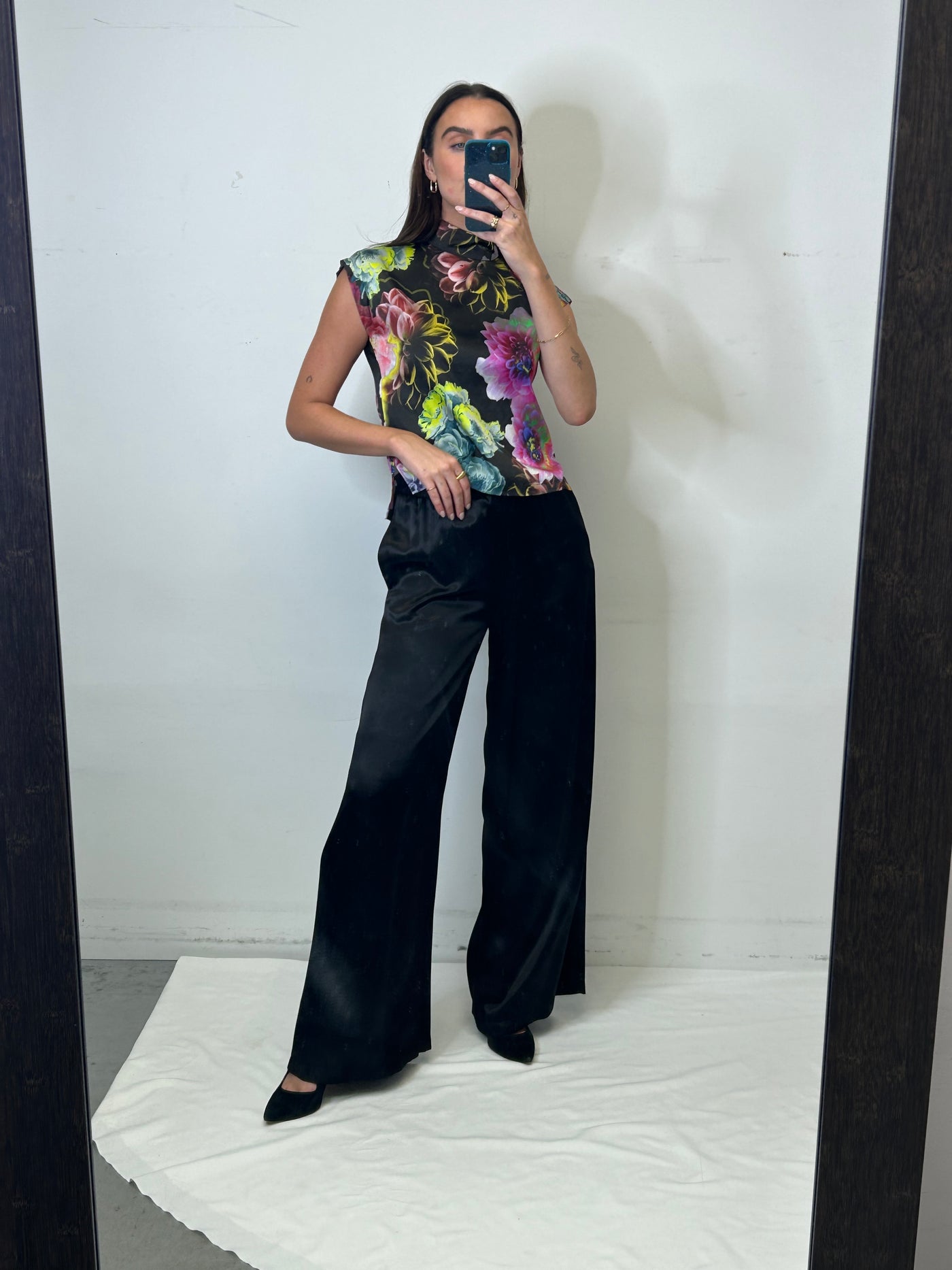 Max Volmary Floral Cuff Sleeve Mockneck Top