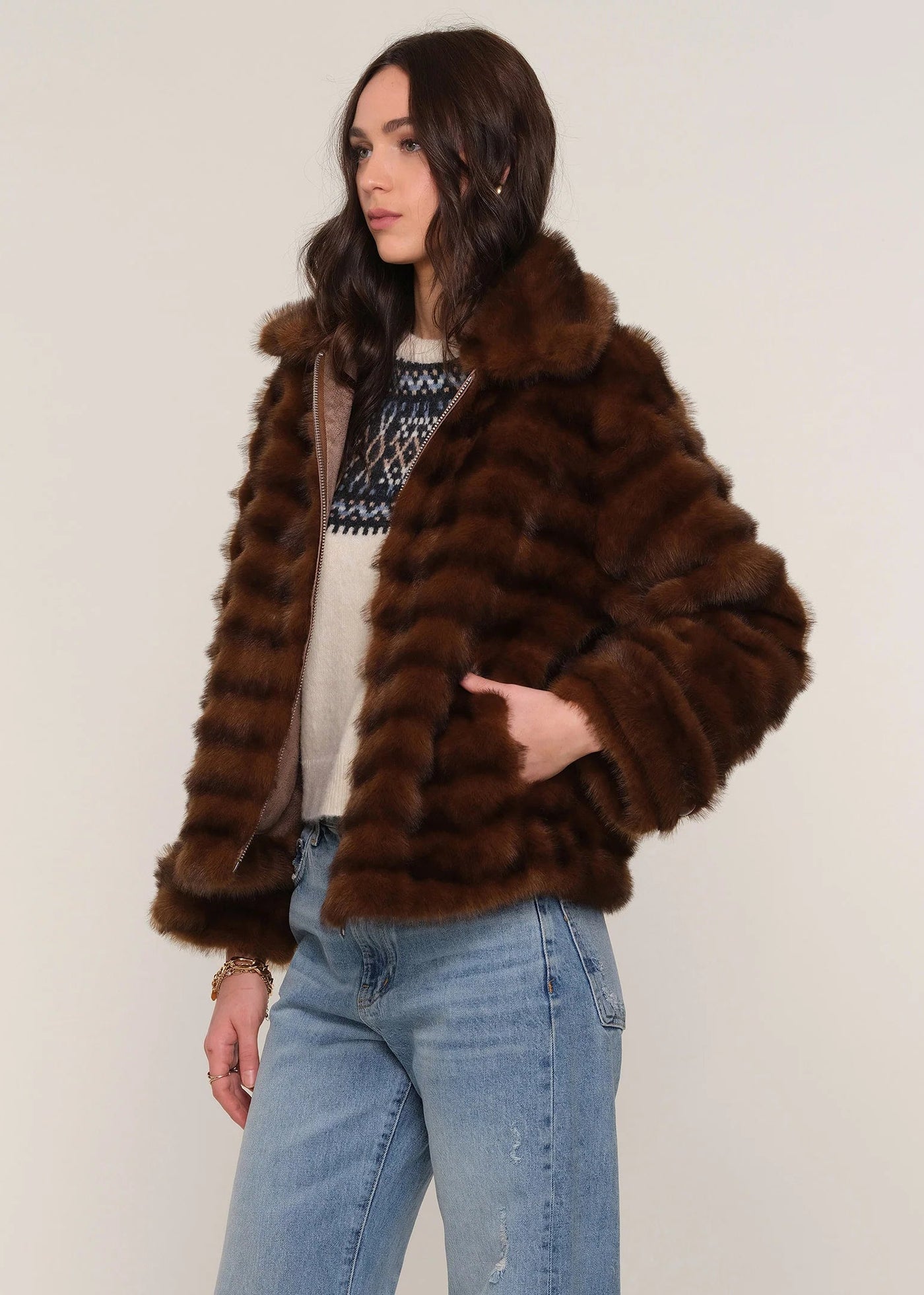 Heartloom Cairo Coat Cafe