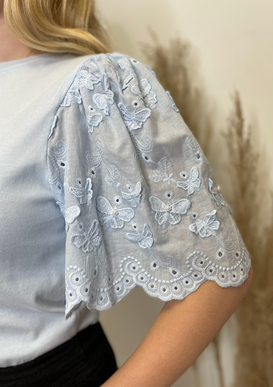 The Pink Door Pearl Embellished Puff Sleeve Tee - Blue