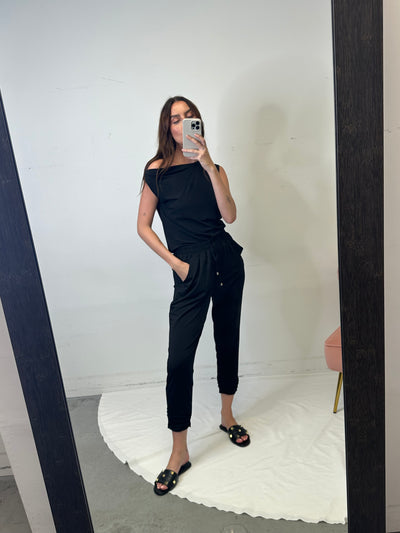 The Pink Door Knit Dressy Joggers Black