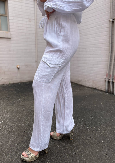 The Pink Door Linen Cargo Pants - White