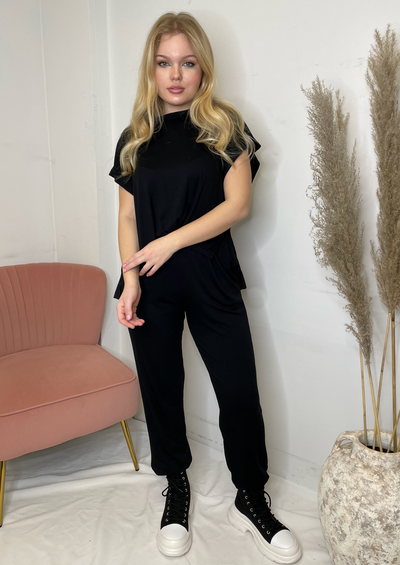 Elan Sleeveless Crewneck Jumpsuit - Black