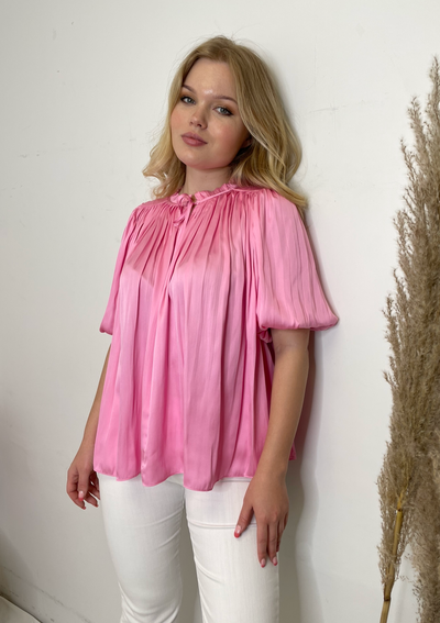 The Pink Door Balloon Sleeve Pleats Blouse - Pink