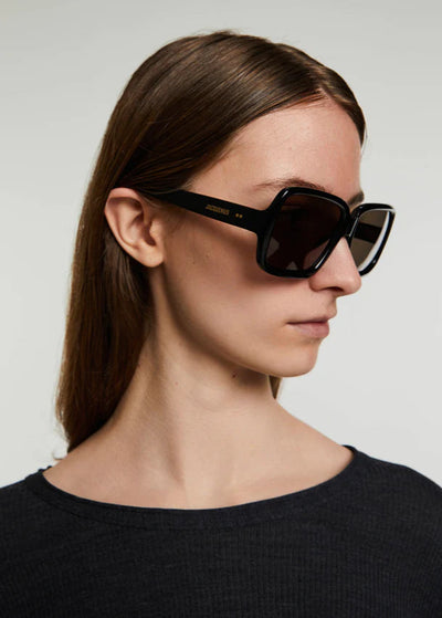 Jacquemus Cabana Black/Gold