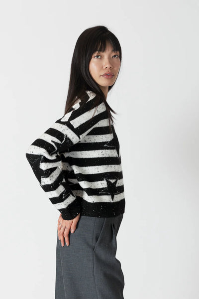 Lyla & Luxe Fleck Stars & Stripes Sweater White/Black