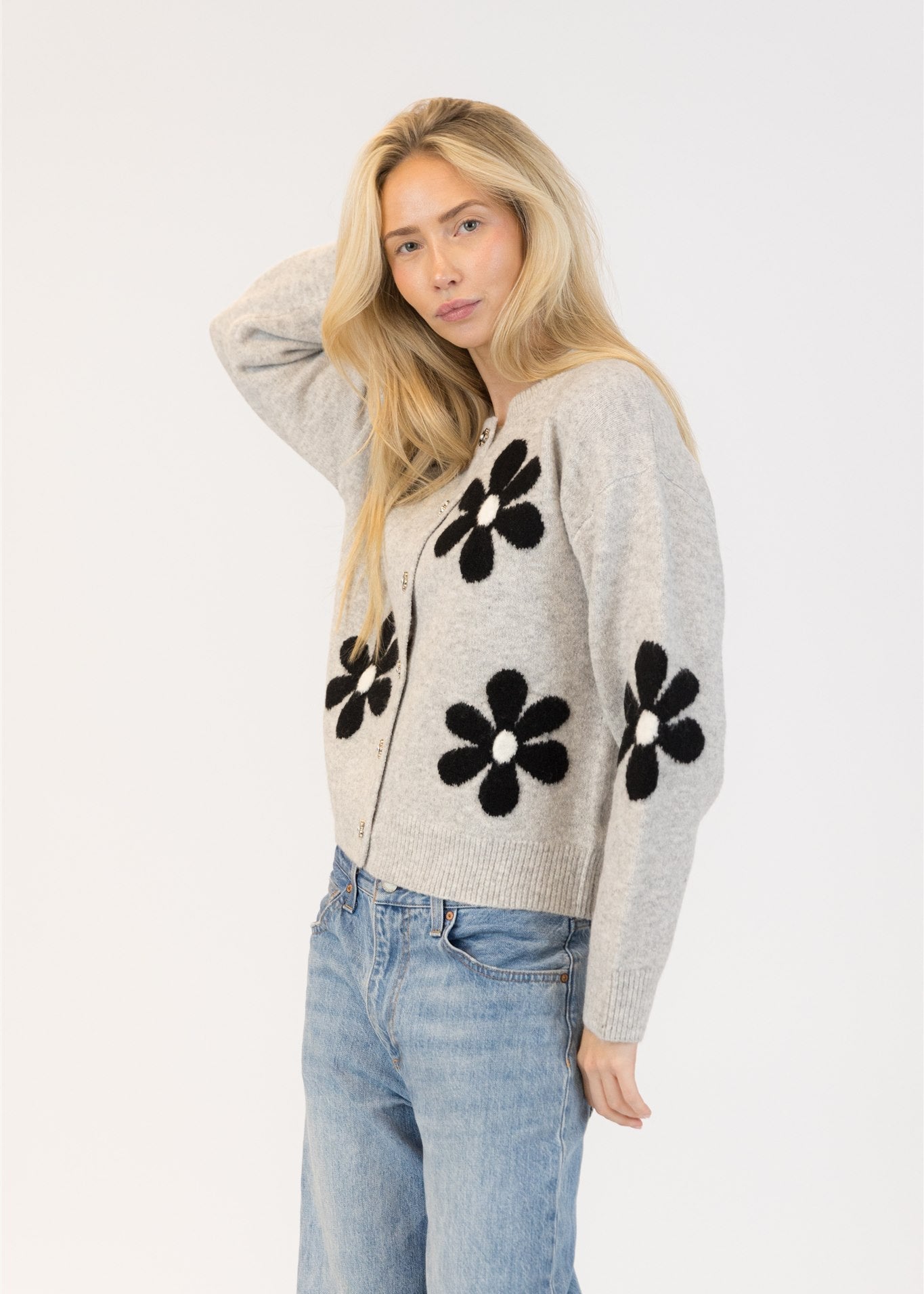 Lyla & Luxe Jorgie Daisy Cardi Light Grey