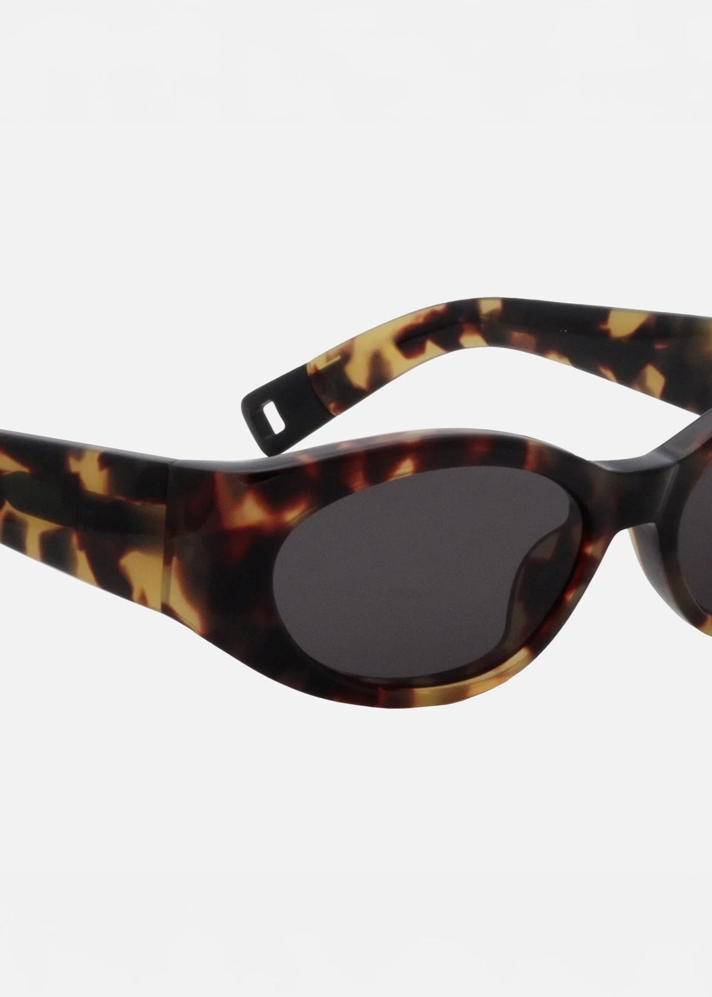 Jacquemus Ovalo Sunglasses Tortoise/Matte Black