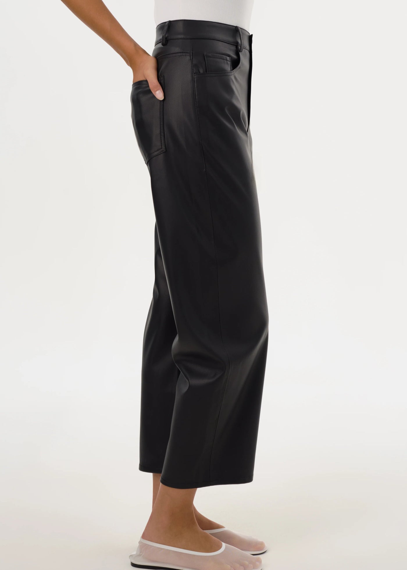 Lamarque Keeghan Faux Leather Cropped Pant Black