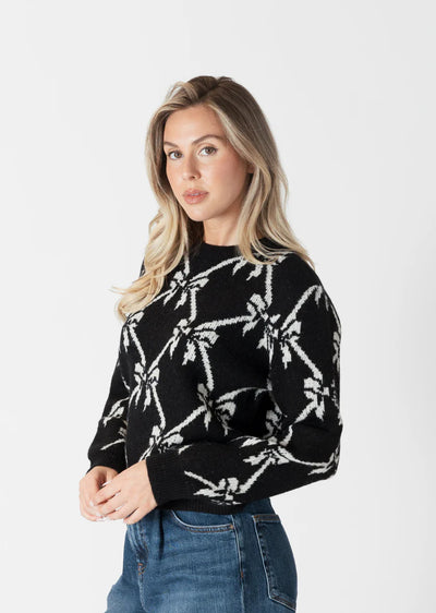 Lyla & Luxe Crewneck W/Bow Black