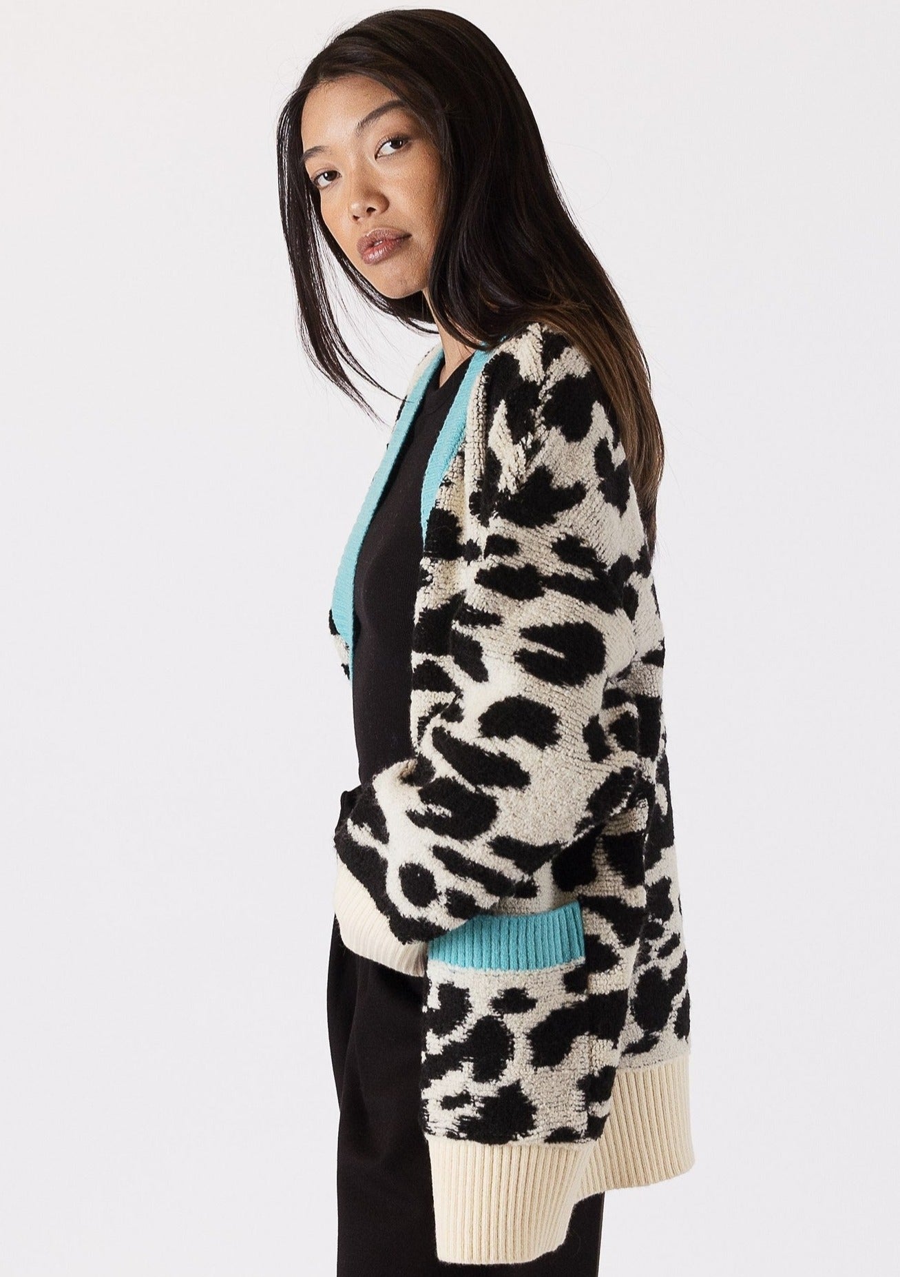 The Pink Door Animal Print Cardigan - Leopard/Teal