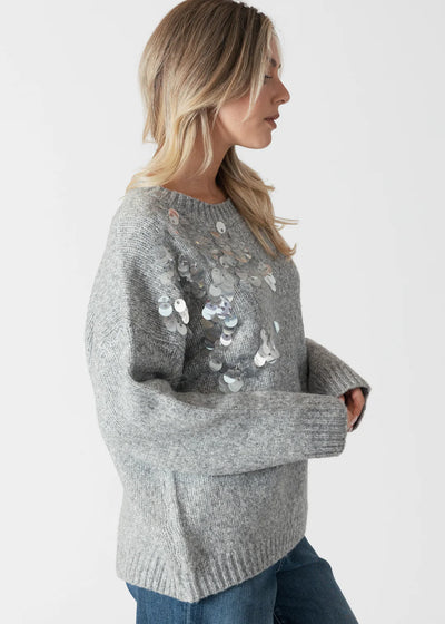 Lyla & Luxe Crewneck Sweater W/Piette Sequins Light Grey