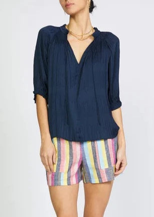 The Pink Door Flowy S/S Pleated Blouse - Navy