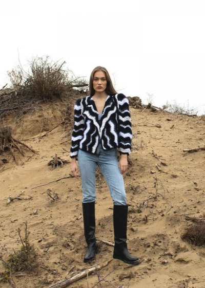 Maridruna Unique Zigzag Short Cardi Black/White