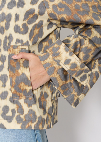 Berenice MURIEL Leopard Print Short Trench Coat