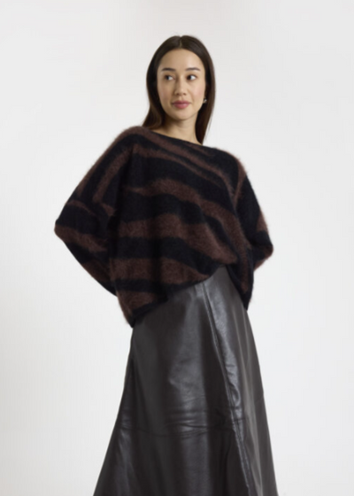Brodie Brushed Zebra Cashmere Crewneck Sweater Black/Raven Asphalt