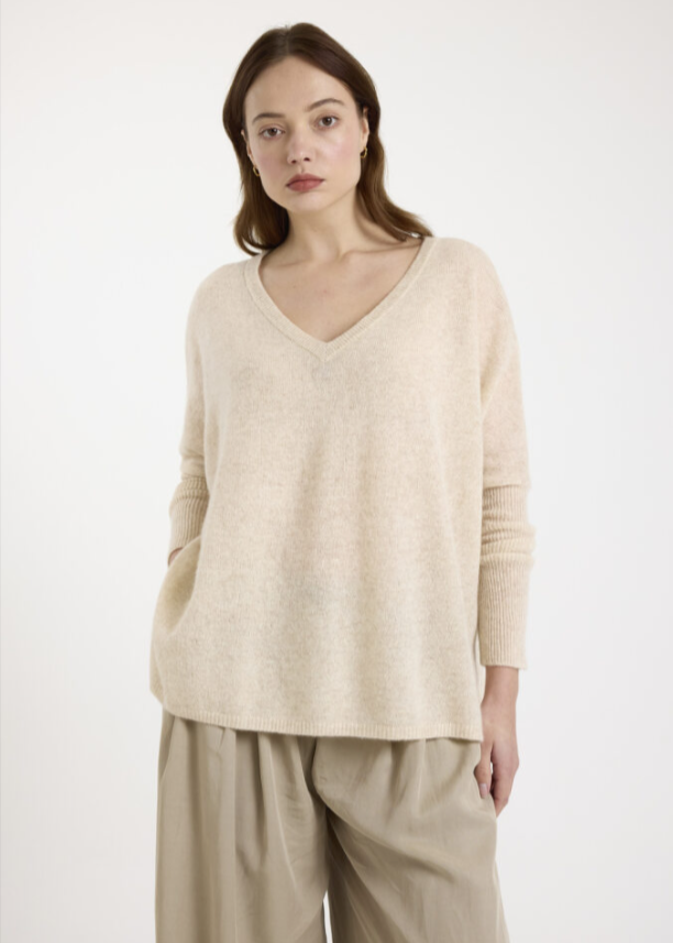 Brodie Charlotte Cashmere V-Neck Sweater Cygnet
