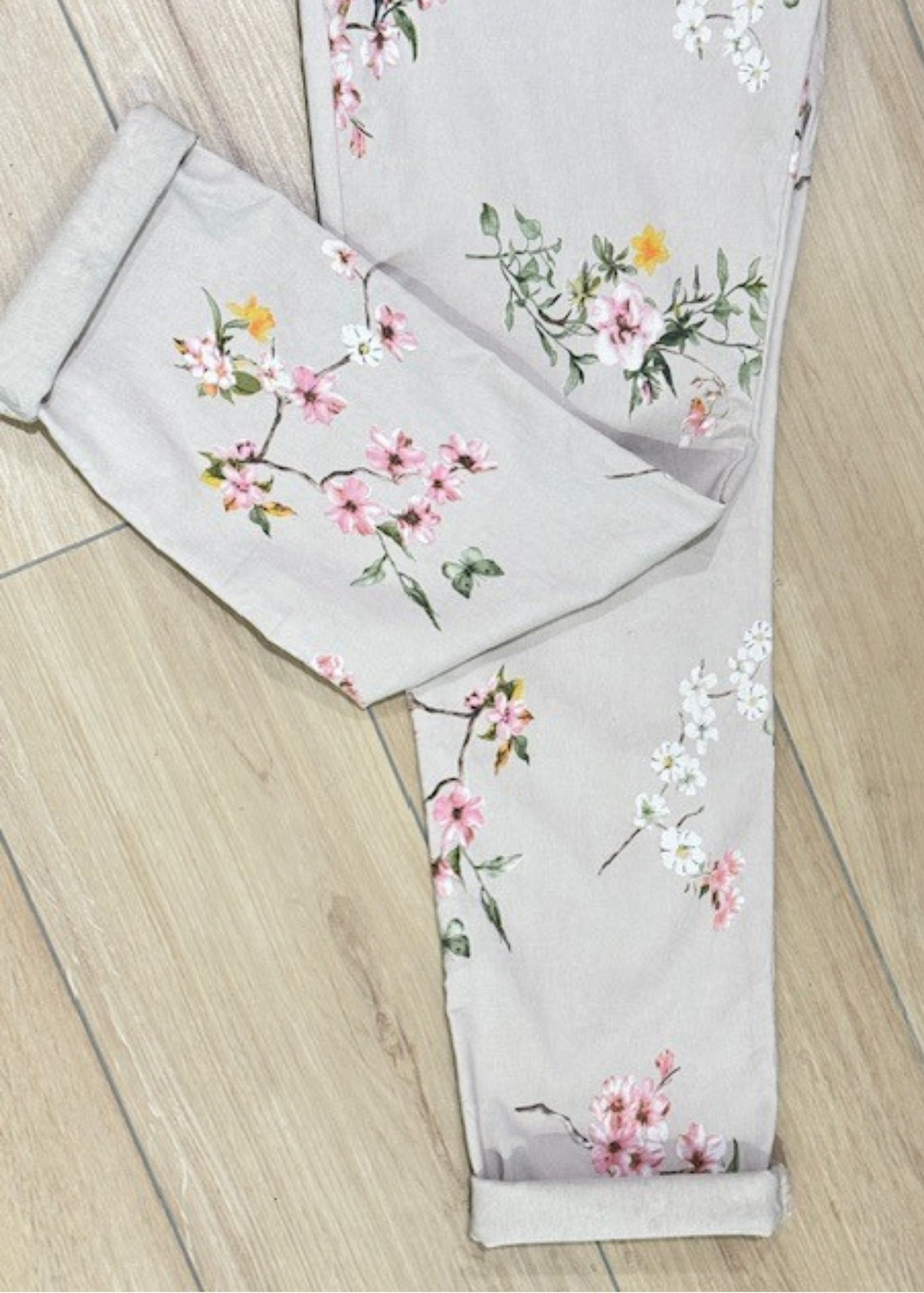 The Pink Door Taupe Floral Print Pull-On Pants