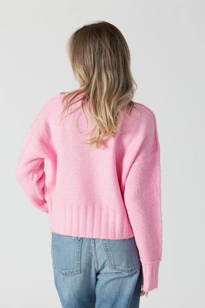 Lyla & Luxe Short Crewneck Sweater Pink