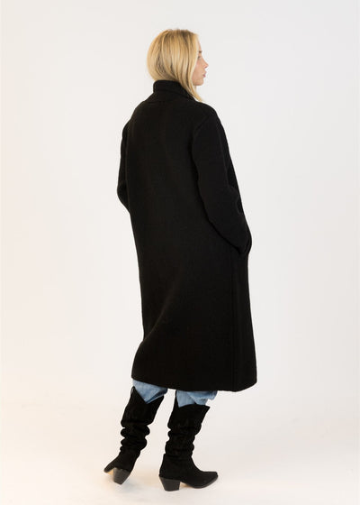 Lyla & Luxe Victoria Rose Eco Coat Black