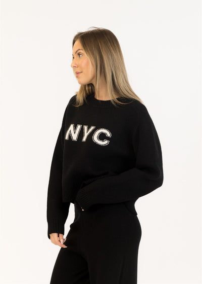 Lyla & Luxe NYC Crewneck Pullover Black Sweater