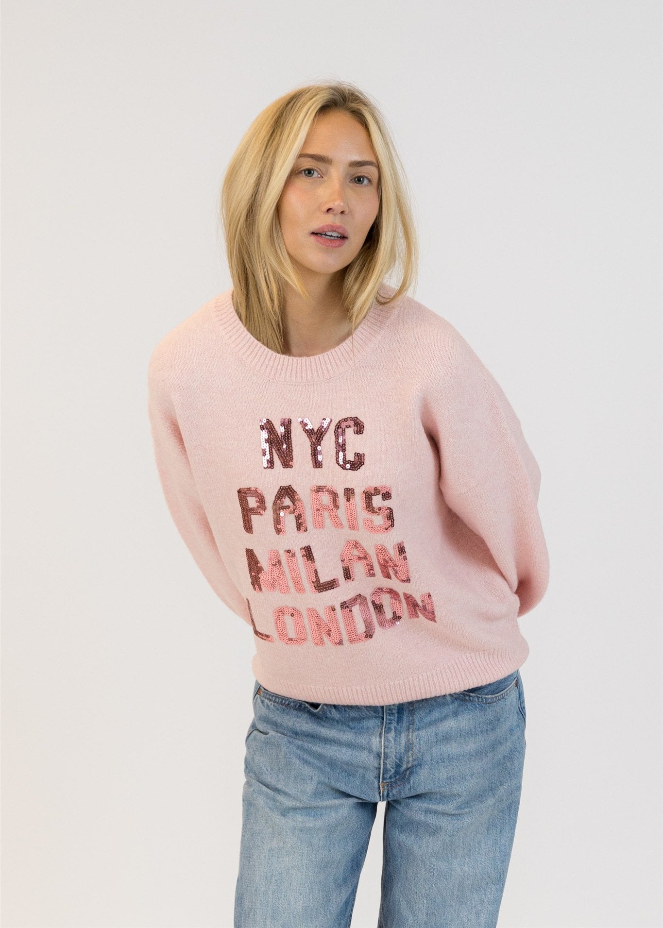 Lyla & Luxe City Crew Neck Pull Over Sweater Pink