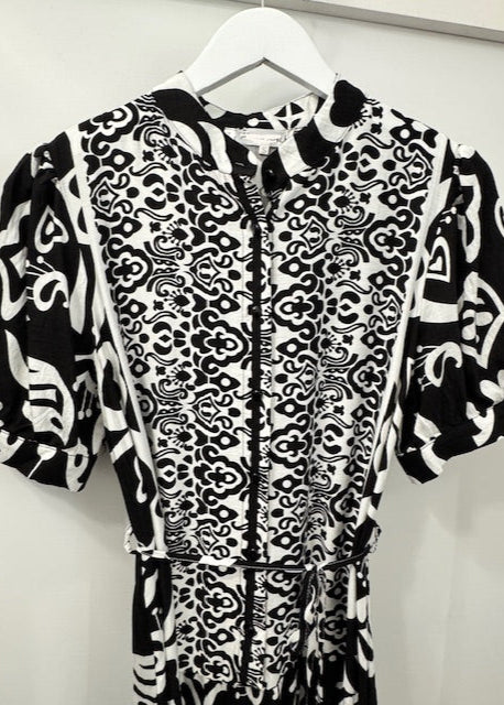 The Pink Door Black and White Printed Dress