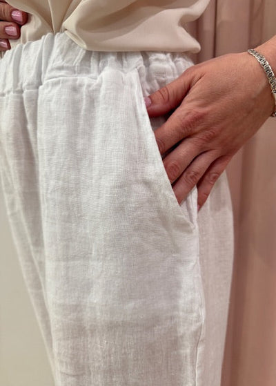 The Pink Door Linen Pants White