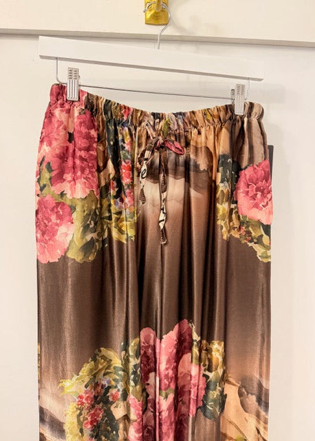 The Pink Door Secret Garden Printed Silky Pant