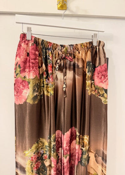 The Pink Door Secret Garden Printed Silky Pant
