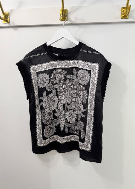 The Pink Door Black and White Floral Print Top